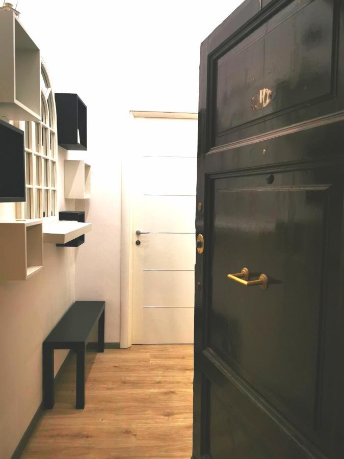 Cinema House 2 Bed & Breakfast Rome Bagian luar foto